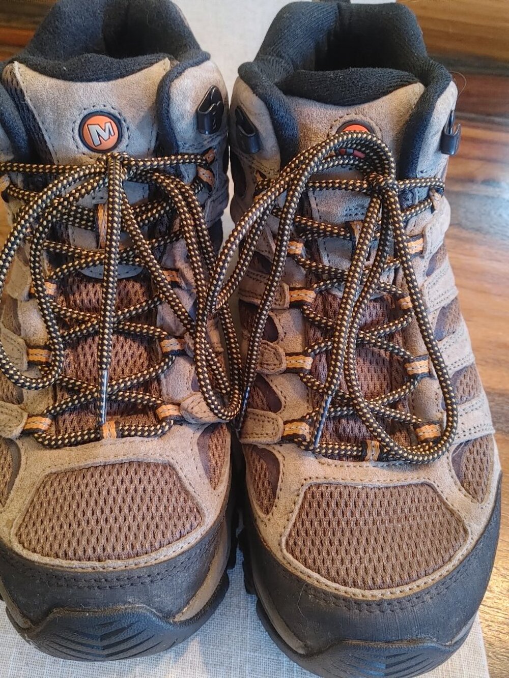 Merrell Men's Moab 3 Mid Hiking Boots - Walnut - Size 9